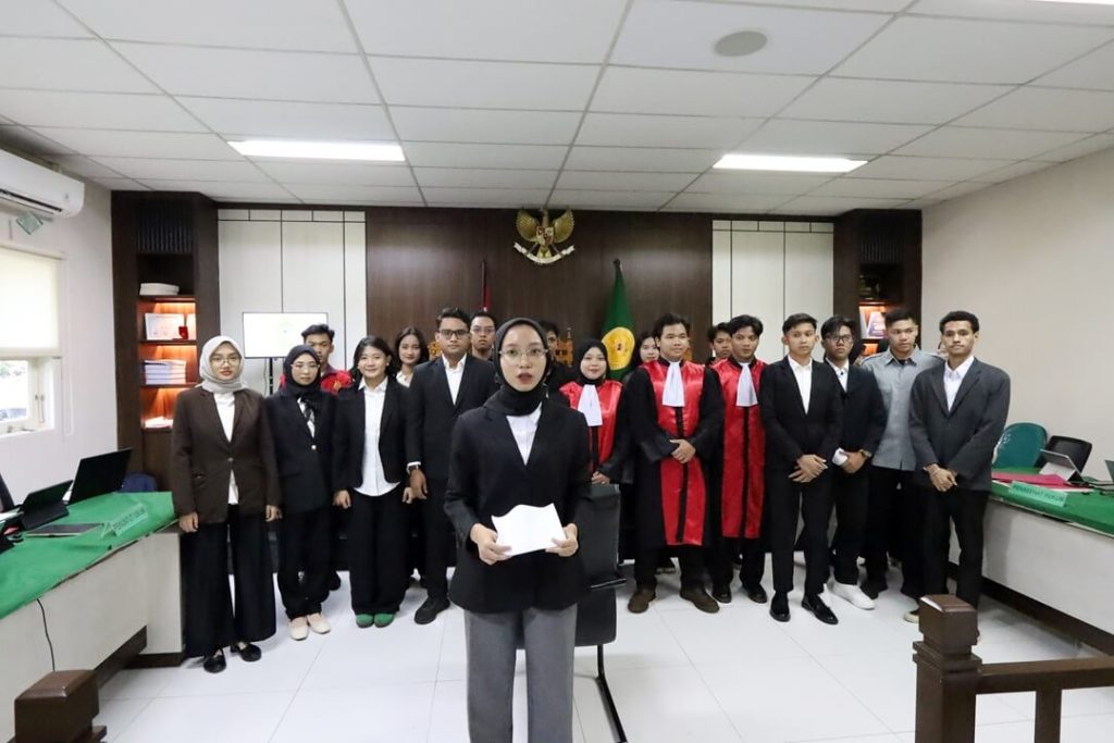 Praktik Persidangan di Peradilan Semu Menjadi Laboratorium Keilmuan bagi Mahasiswa Hukum Universitas Adhyaksa